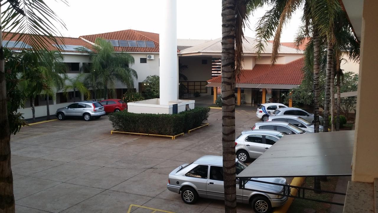 Savana Park Hotel Andradina Exterior photo
